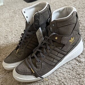 adidas x Leeds high top leather sneaker